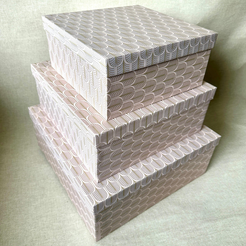 Gilded Fountain Set of 3 Square Gift Boxes