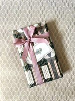 Gilded Era Rose Gift Wrap